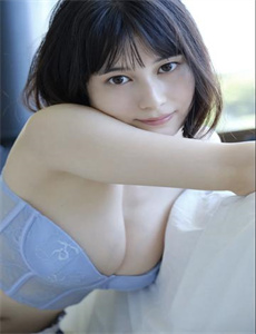 美女尿尿